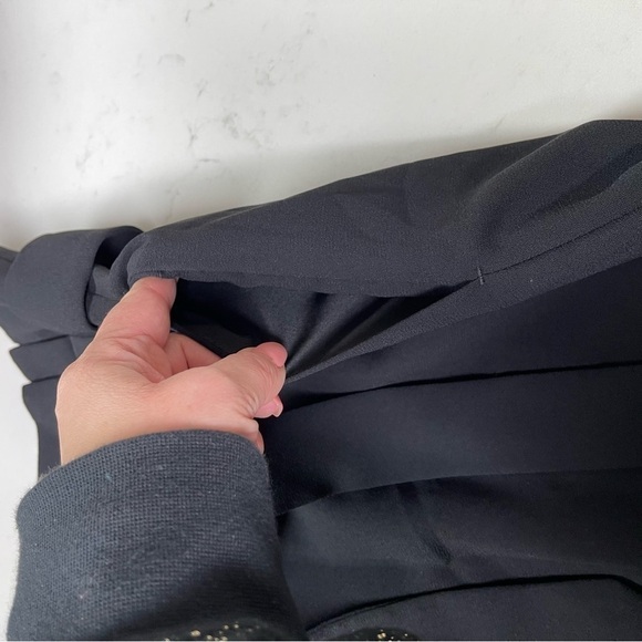 EXPRESS tulip style mini skirt w belt black Sz 8 - Picture 6 of 15